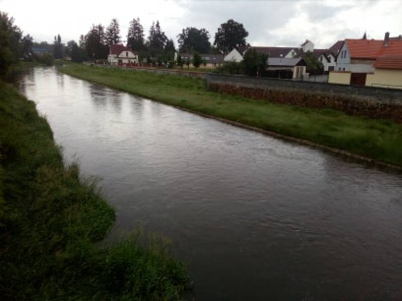 Aktuální stav řek Nežárky a Lužnice ve Veselí nad Lužnicí.