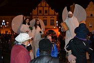 Rozsvícení stromečku na Žižkově náměstí i s anděly.