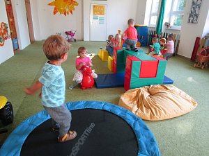 Rodinné centrum Radost slaví pětadvacáté narozeniny. V neděli nabídne na táborském Žižkově náměstí bohatý program.