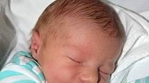 Daniel Smolák ze Slap.Na svět poprvé pohlédl 30. června 2020 čtyři minuty po osmé hodině. Prvorozený syn rodičů Pavly a Miloše po narození vážil 2820 gramů a měřil 46 cm.
