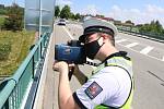 Společná preventivní akce Ředitelství silnic a dálnic (ŘSD), Besip a dopravní policie se uskutečnila na dálnici v Chotovinách.