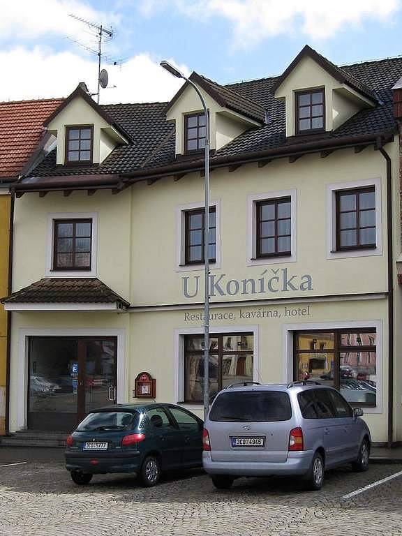 55. RESTAURACE U KONÍČKA