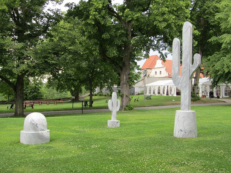 Letní sochařský park Bechyně 2022.