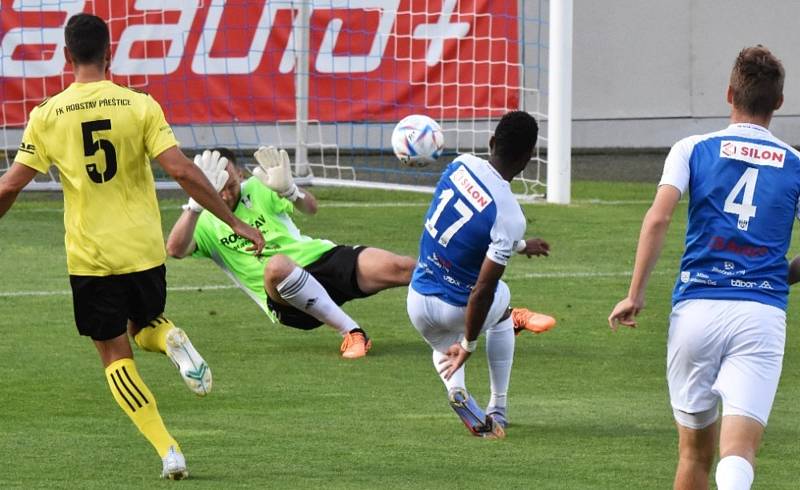 Fotbalová příprava: FC SILON Táborsko - TJ Robstav Přeštice 2:2.