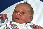 MATYÁŠ SEDLÁČEK Z VESELÍ NAD LUŽNICÍ. Narodil se 17. října ve 12.08 hodin. Vážil 2730 g, měřil 45 cm a doma už má dva brášky. 