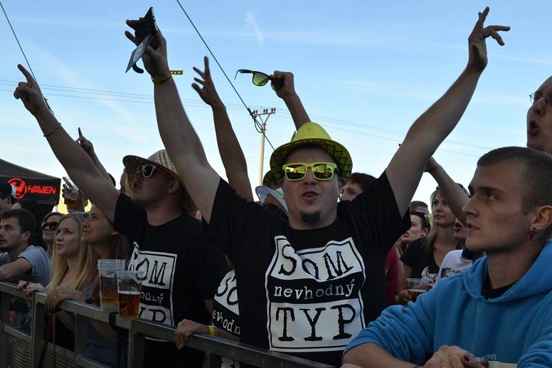 V Želči začal Footfest, pokračuje ještě v sobotu. 