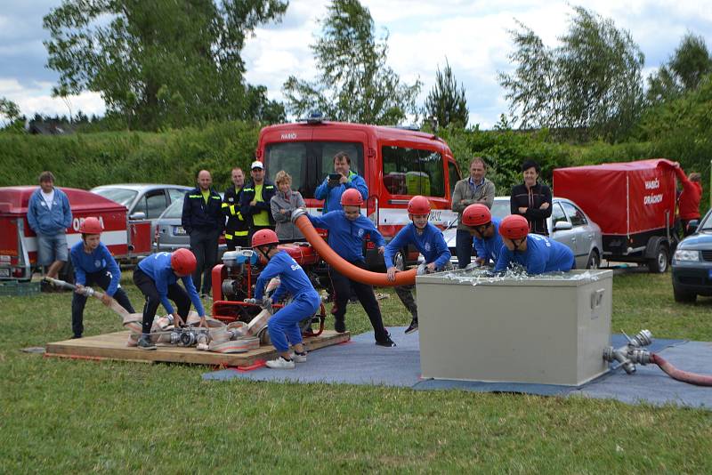 Sbor dobrovolných hasičů Nedvědice oslavil v sobotu 110. výročí svého vzniku.