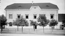 Fotografie Plané nad Lužnicí pochází z táborského atelieru Šechtl a Voseček. Zveřejňujeme je s laskavým svolením Marie Šechtlové.