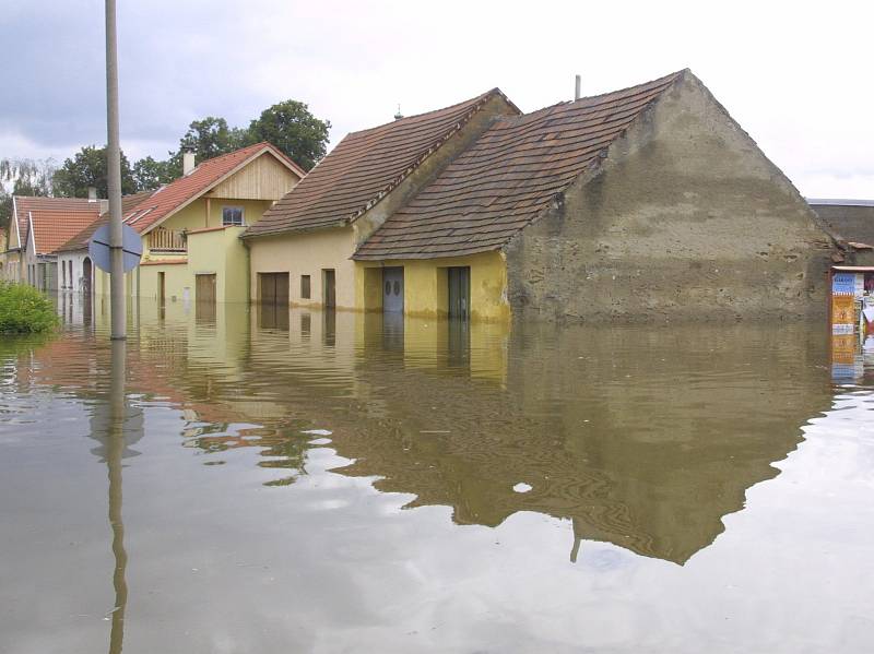 Ilustrační foto z povodní v roce 2002 v sousední Soběslavi.