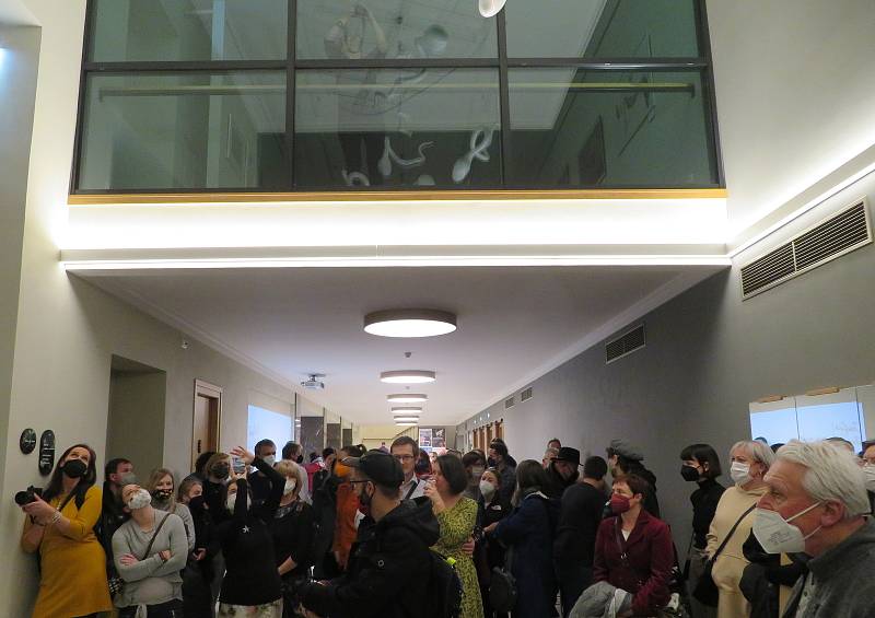 Vernisáž instalace Skrytý talent Milana Caise v Divadle Oskara Nedbala v Táboře v pátek 21. ledna.