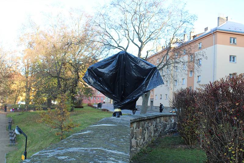 Tábor slavnostně odhalí sochu Jiřího Hrzána už příští pátek.