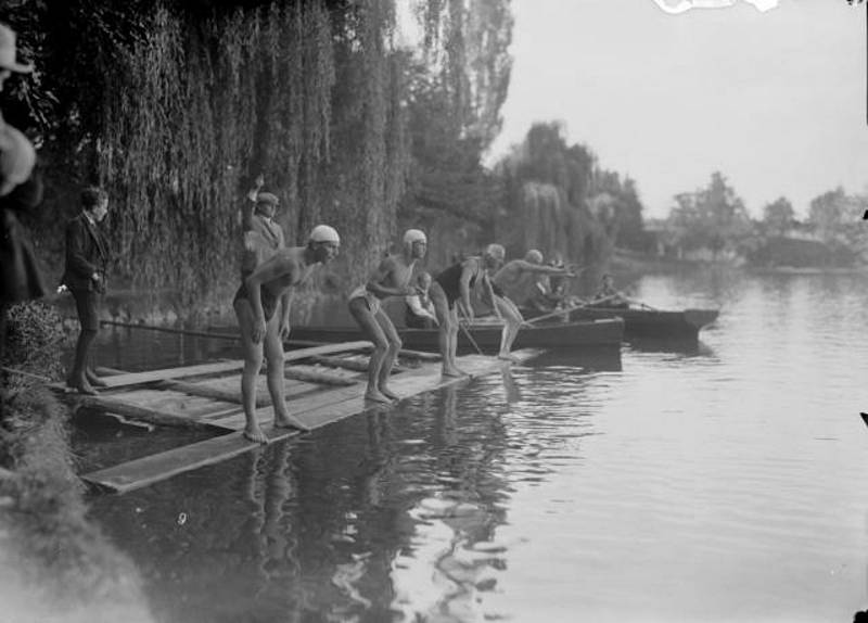 Z historie města Tábora. Fotografie pochází z táborského atelieru Šechtl a Voseček. Zveřejňujeme je s laskavým svolením Marie Šechtlové.