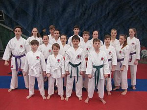 Společný snímek závodníků Karate-P-Klubu.