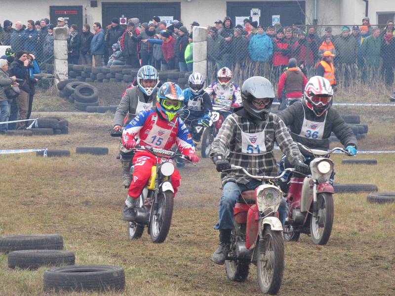 Off-road fichtel day v sobotu 11. ledna slavil na letišti v Soběslavi 20. narozeniny.