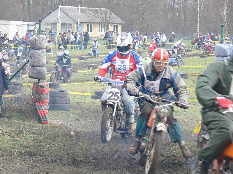 V sobotu se v Soběslavi jel 15. ročník závodu malých motocyklů. 