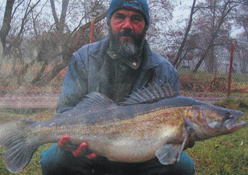 Josef Melena z Plané nad Lužnicí a jeho rybářské úlovky.