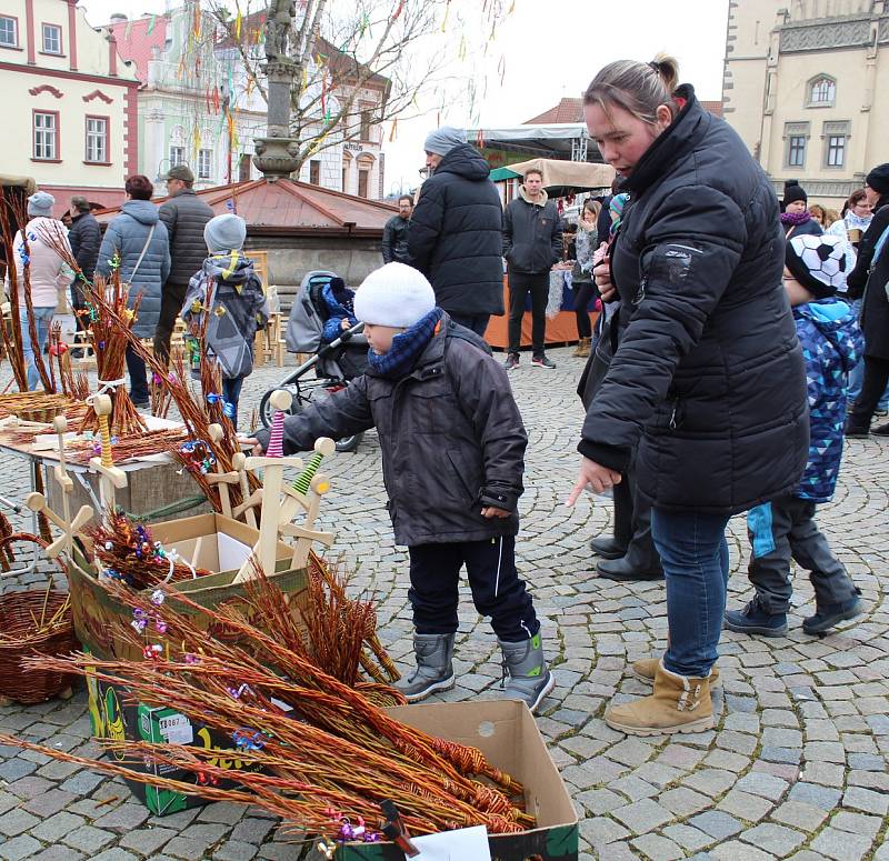 Velikonoční jarmark na Žižkově náměstí.