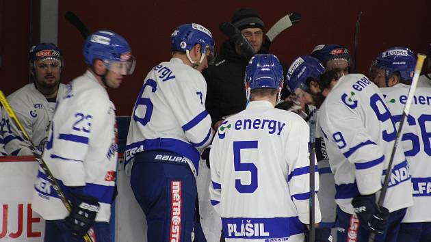 Hokejisté Tábora v dalším kole nadstavbové části II. ligy prohráli na ledě Vrchlabí 3:5.