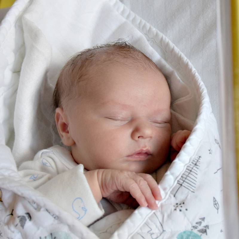 Matěj Štefunda ze Slaného. Narodil se 24. srpna 2019 v 8.43 hodin s váhou 3350 gramů a mírou 49 cm. Doma už má sestřičky Terezku (7), Nikolku (5) a Valentýnku (2).