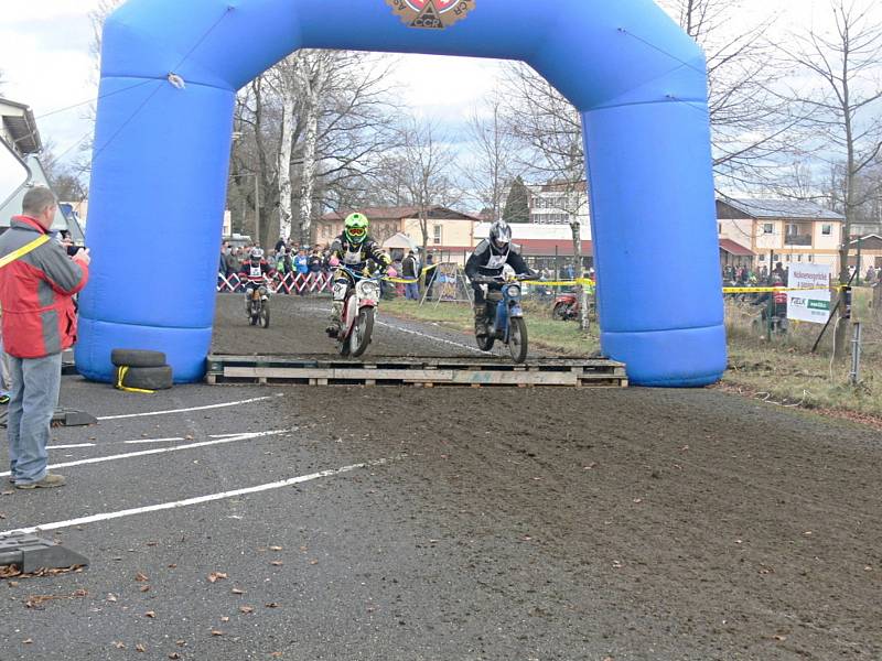 V sobotu se v Soběslavi jel 15. ročník závodu malých motocyklů. 