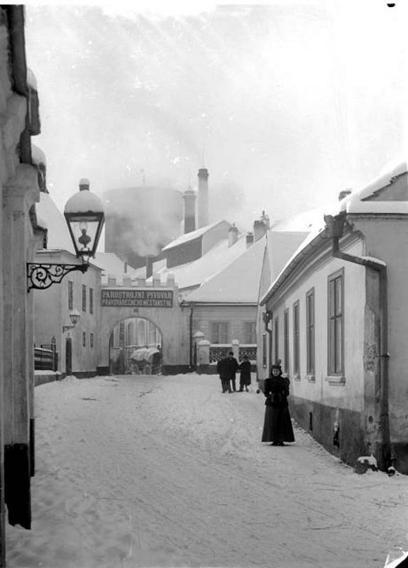 Táborský pivovar. Historické fotografie pocházejí z atelieru Šechtl a Voseček. Zveřejňujeme je s laskavým svolením Marie Šechtlové.