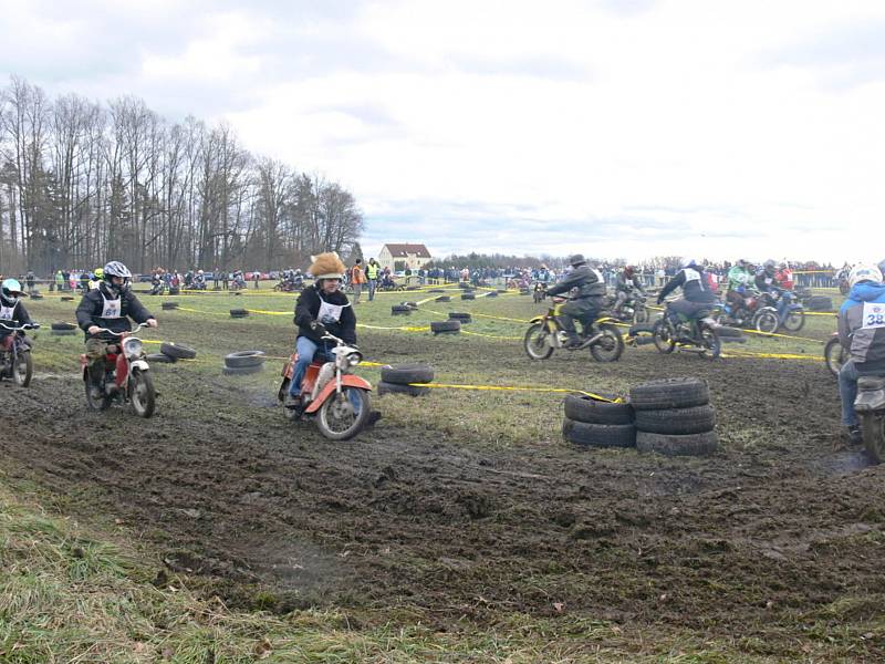 V sobotu se v Soběslavi jel 15. ročník závodu malých motocyklů. 