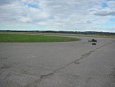 Bývalé vojenské letiště ve Všechově dnes lidem slouží jako rekreační zóna. To se možná brzy změní.