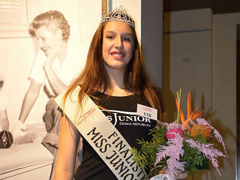 Vítězkou soutěže Miss Junior jižní Čechy se stala patnáctiletá Linda Rambousková z Tábora.