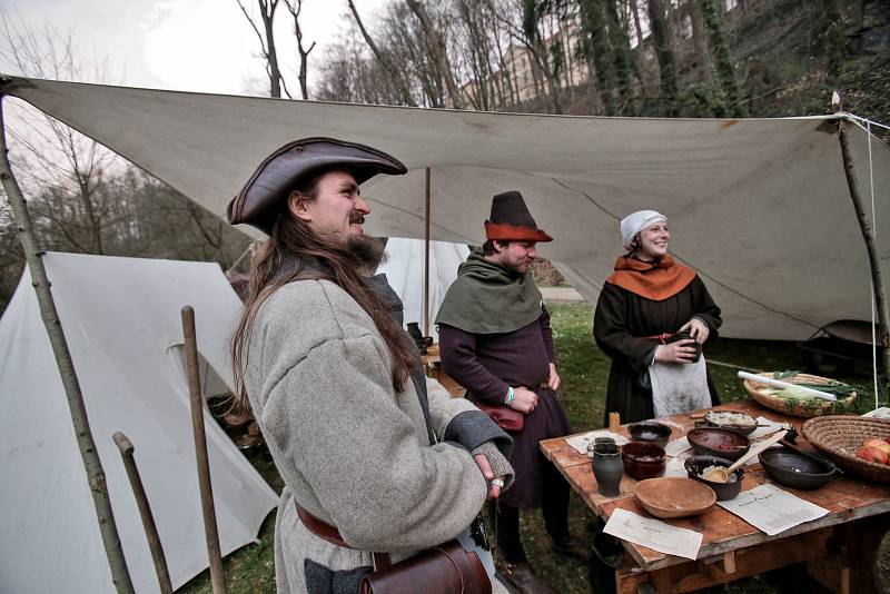 Milovníci historie, fantasy a Zaklínače si užili v Táboře na Housově mlýně čtyřdenní festival.