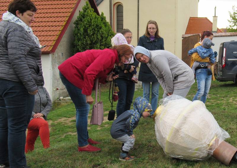 Kostel Povýšení sv. Kříže ve Veselí nad Lužnicí se opravoval dva roky, rekonstrukce se nachýlila konci.