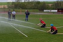 Ve větru, dešti bojovali dobrovolní hasiči v sobotu 13. 5. 2017 na Okrskové soutěži v Borotíně.