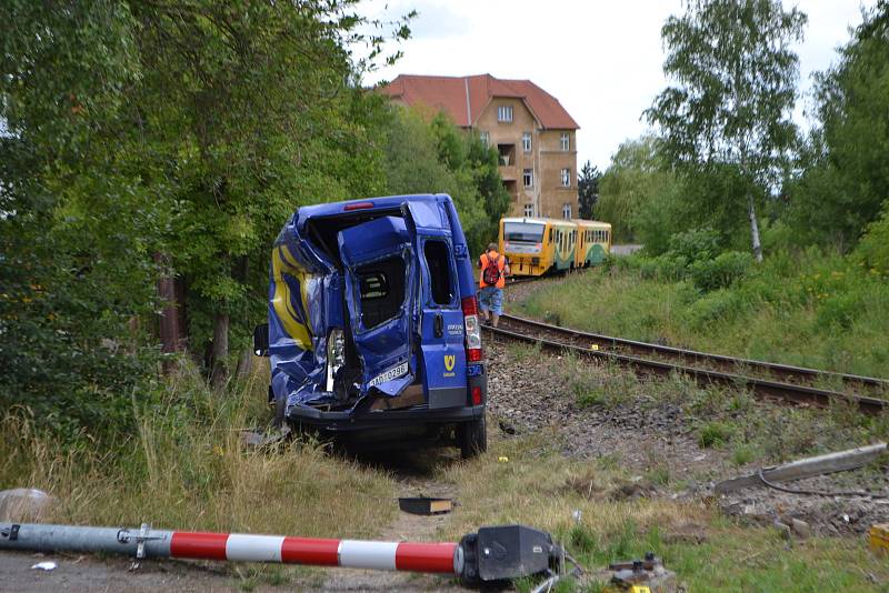 Dopravní nehoda na vlakovém přejezdu v Měšické ulici v Táboře v roce 2017.