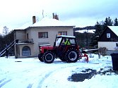 Sníh se v úterý odklízel také v Mladé Vožici na Táborsku.