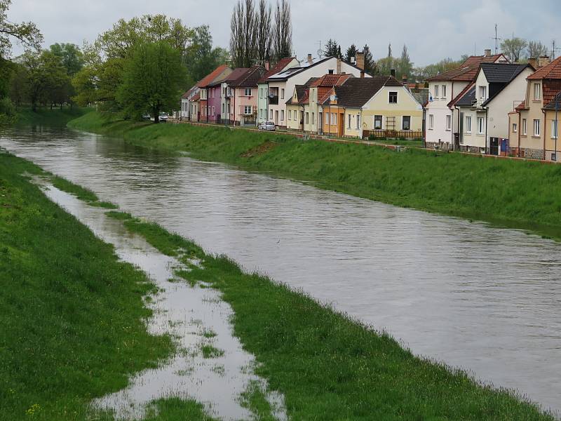 Lužnice, Nežárka a Černovický potok na Táborsku v pátek 14. května.