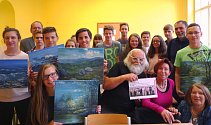 Studenti gymnázia se zapojili do výstavy obrazů jižních Čech.
