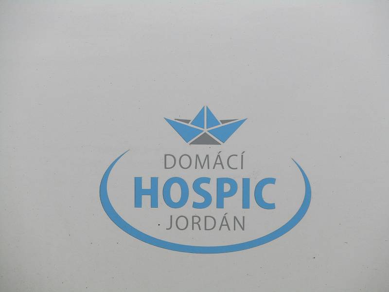 Domácí hospic Jordán v Táboře a jeho ředitelka Marie Sovadinová.