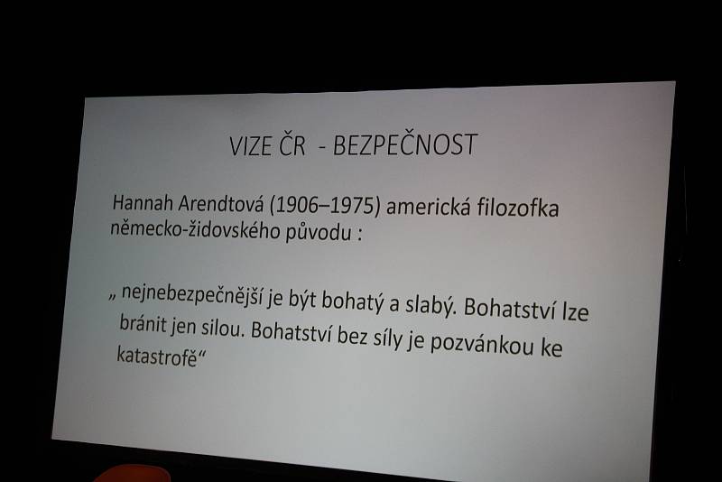 V táborském divadle se dva dny debatovalo o budoucnosti Česka. Letos již podruhé.