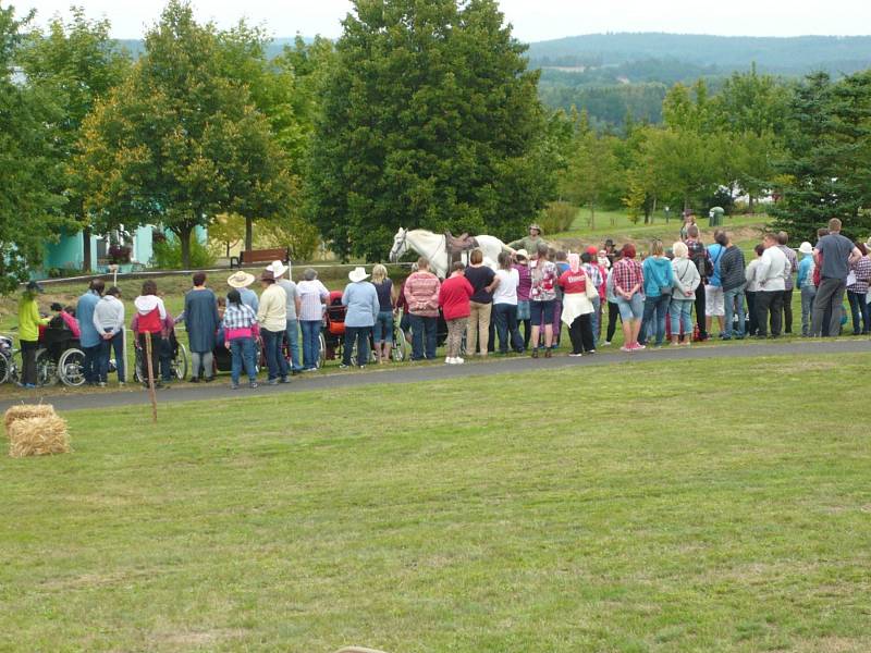 Družstvo Klíčku obsadilo 7. místo a po rozlučce se vydalo východním směrem k domovskému ranči v Záluží.