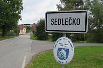V sobotu 18. září se uskuteční předčasné volby do zastupitelstva malé obce Sedlečko na Táborsku.