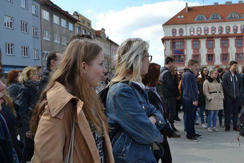 Studenti demonstrovali v Táboře na náměstí T.G.M.