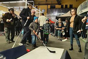 NHL Den hokeje v Česku se poprvé konal loni v Karviné v Moravskoslezském kraji.