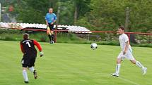 Fotbal-1. A třída: Rozvadovští byli v okresním derby proti B. Stříbro úspěšní, zvítězili 5:2.