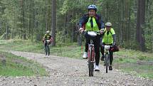Cyklistického podniku se účastnili i kolaři z Tachovska.
