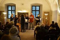 V Muzeu Českého lesa se uskutečnil tříkrálový koncert. Závěrem přišli i tři králové.