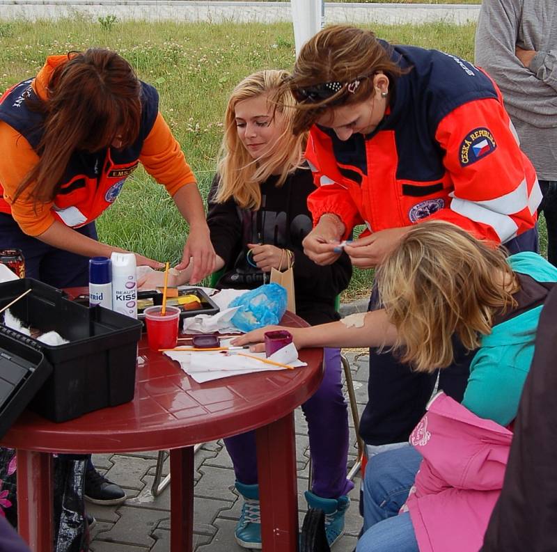 Parkoviště průmyslové zóny patřilo v sobotu dětem