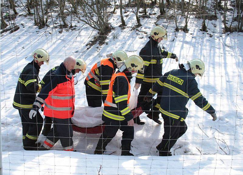 Nehoda dvou kamionů na dálnici D5 u Svaté Kateřiny směrem na Rozvadov.