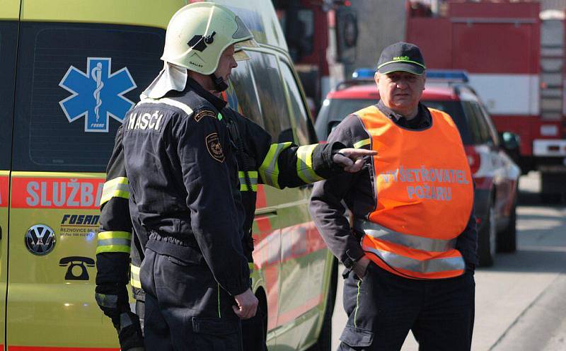 Nehoda dvou kamionů na dálnici D5 u Svaté Kateřiny směrem na Rozvadov.