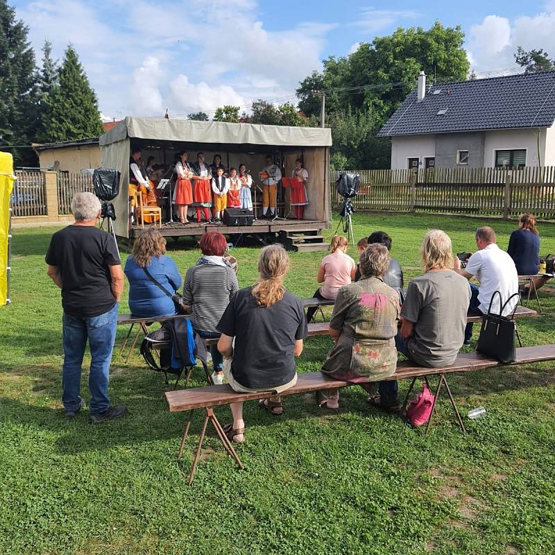 Slavnosti vína a medu v Kladrubech.