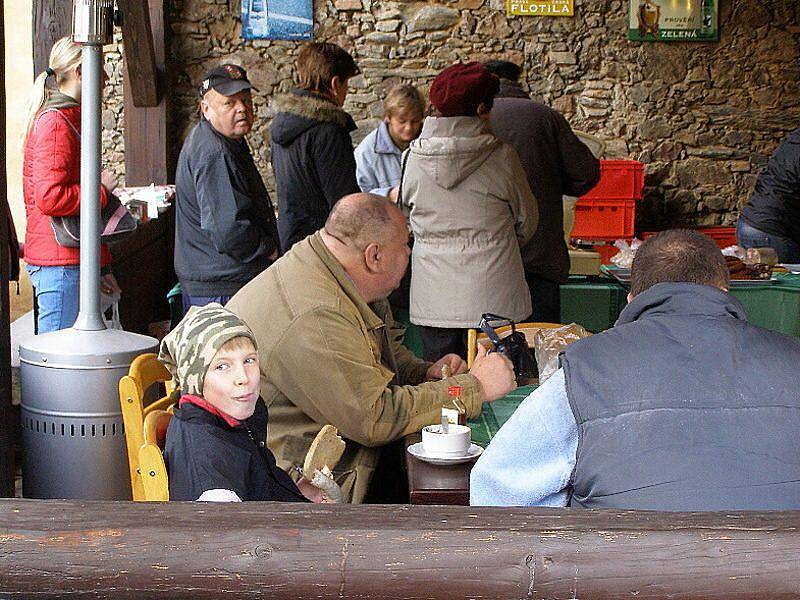 Zabijačkové hody přilákaly řadu labužníků