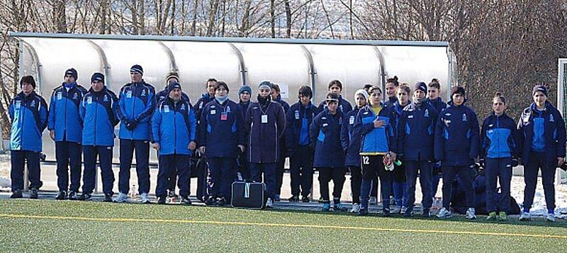 Mezistátní utkání žen U17 se hrálo na městském stadionu v Tachově a Česká republika porazila Ázerbájdžán 11:0. 